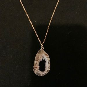 22K geode necklace (NW/oT)